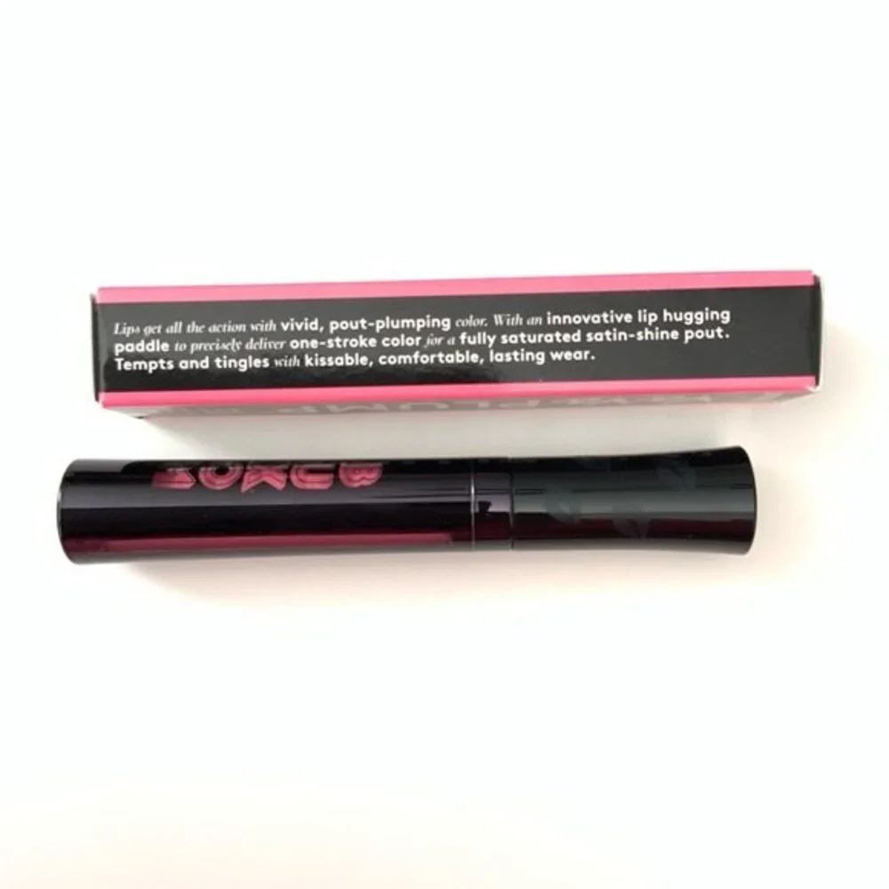 Buxom Va-Va-Plump Push Up Pink Shiny Liquid Lipstick